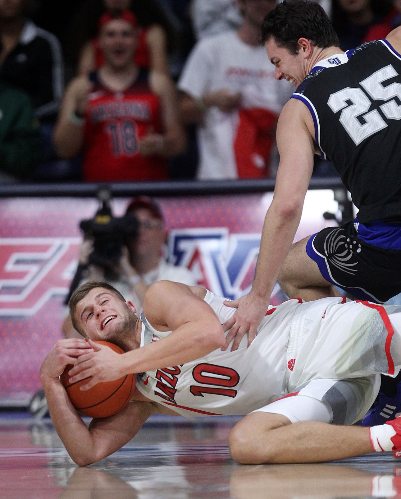 Arizona Wildcats 75, Chaminade Silverswords 64 (copy)